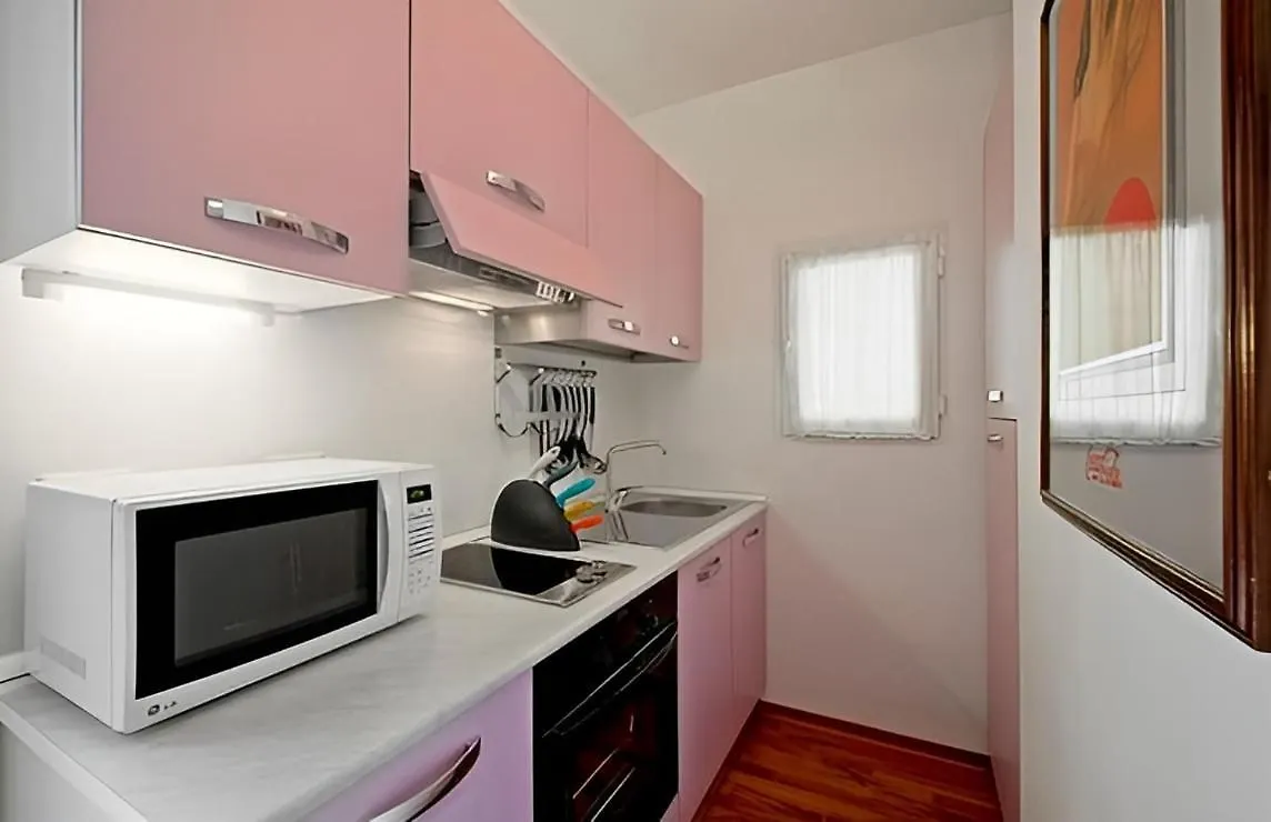Catullo Vatican Apartment Rome